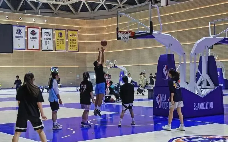 大学生篮球社团如何引入智能情感技术_2